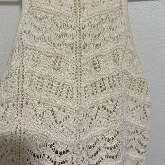 Abercrombie and Fitch Sweater tank - Picture 2 of 7